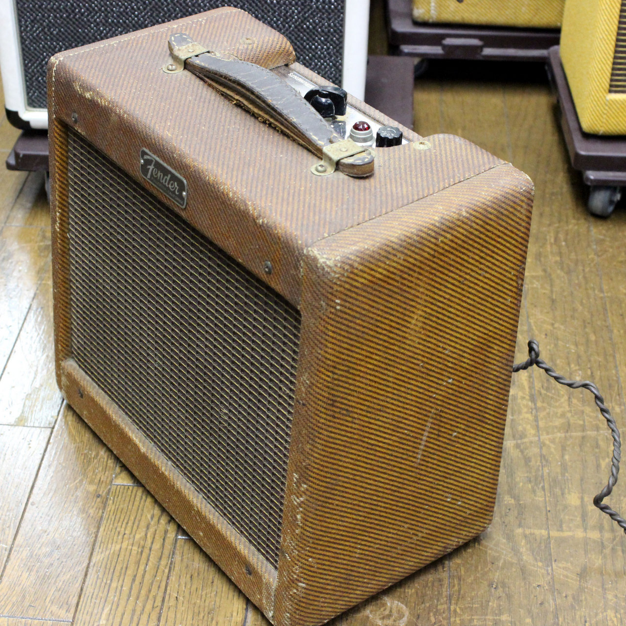 美品　EBK　ギターアンプ　ツイードチャンプ　ポイントトゥポイント 美品 EBK ギターアンプ ツイードチャンプ ポイントトゥポイント