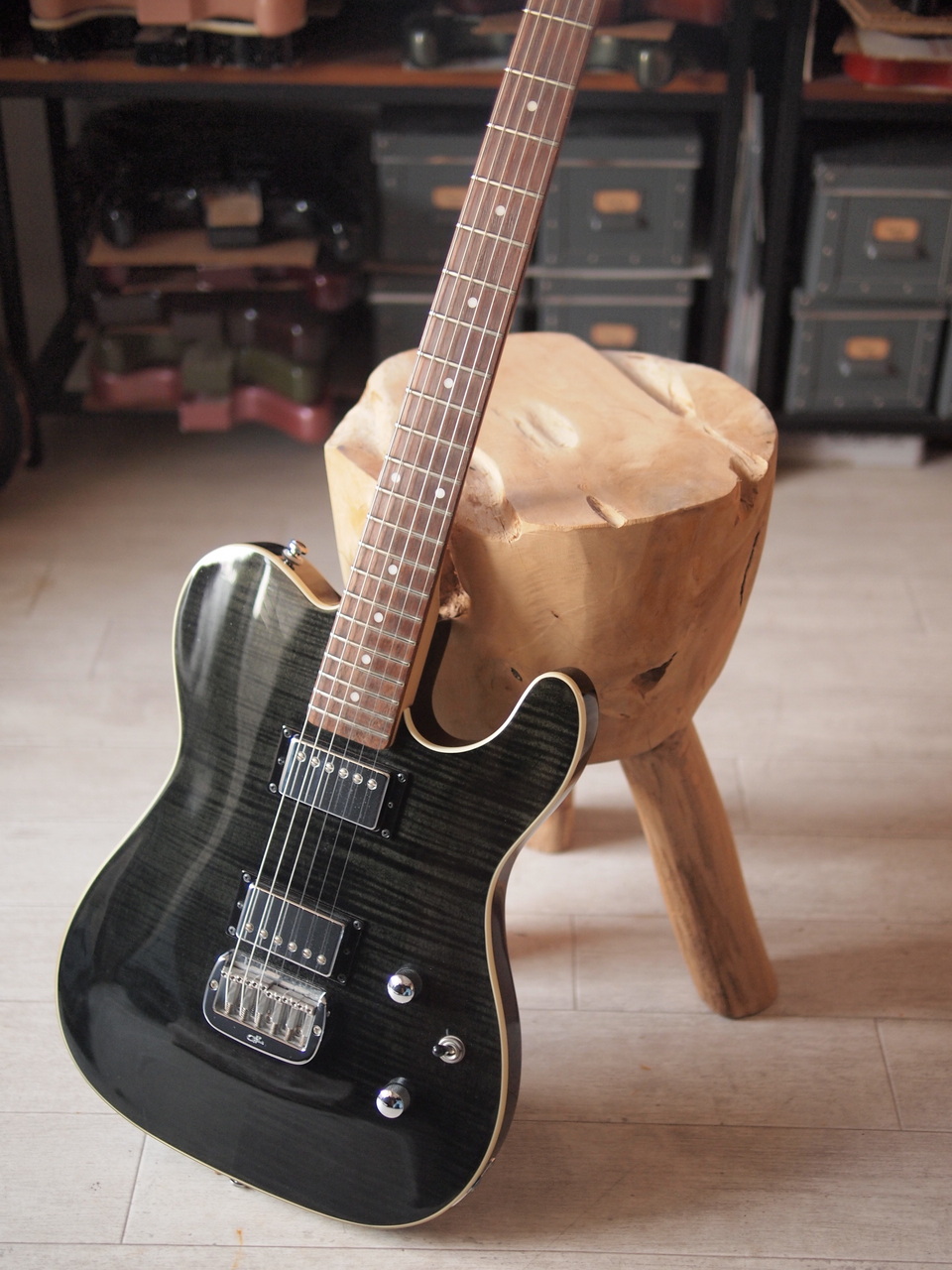 G&L ASAT Deluxe Tribute Carved Top