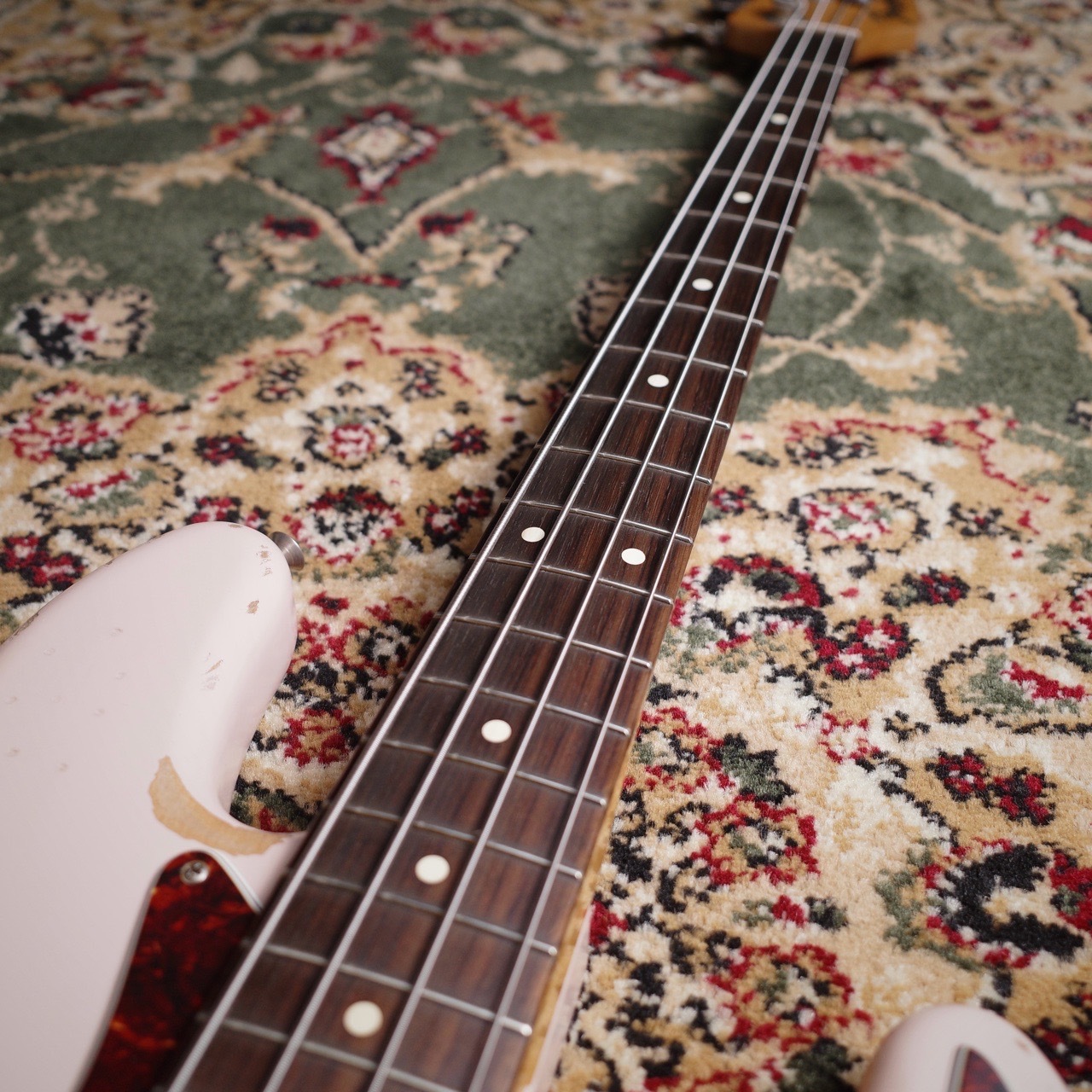 Fender Artist Series Flea Jazz Bass Roadworn ShellPink【USED 4.16  
