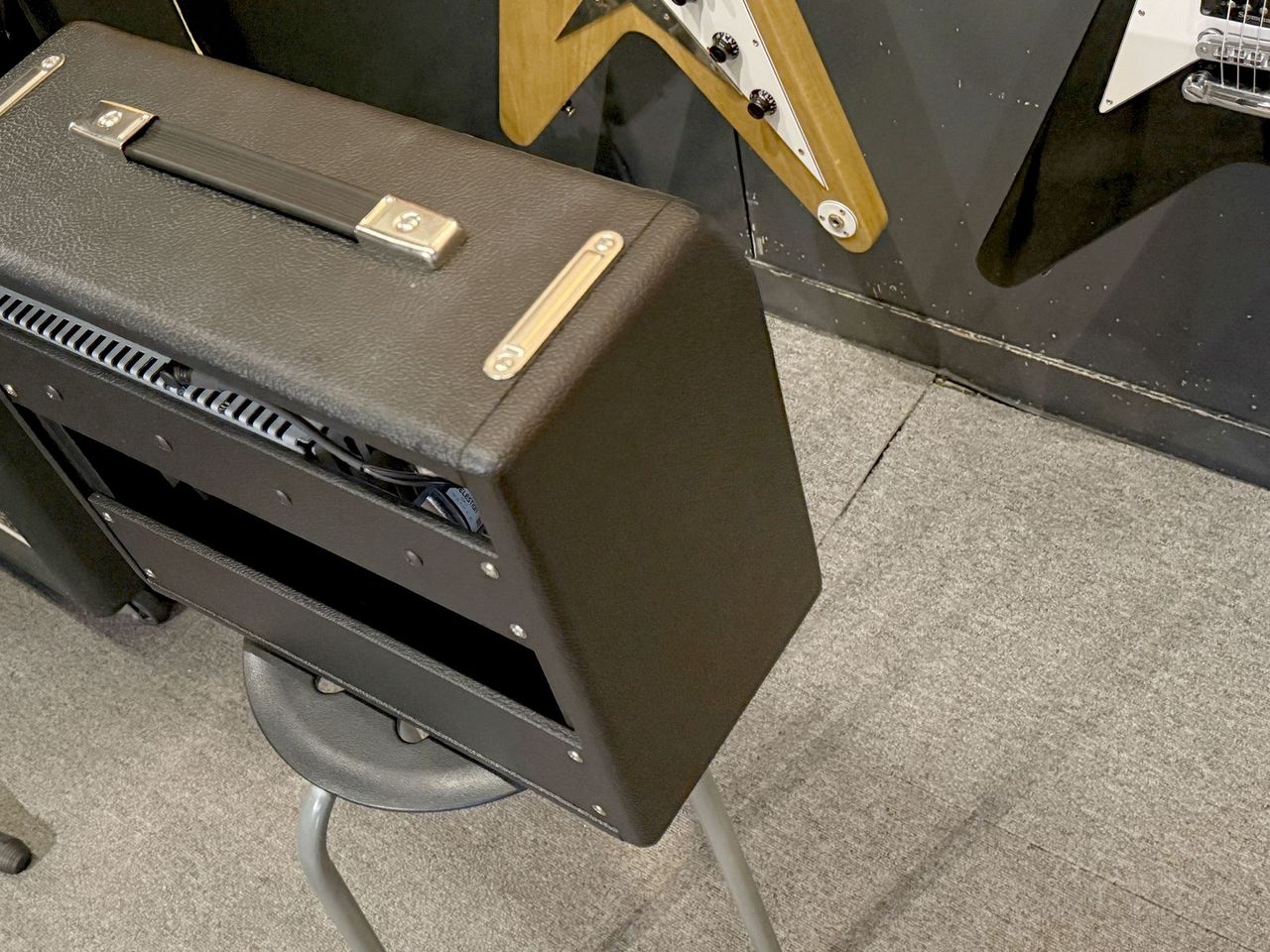 Fender '68 Custom Vibro Champ Reverb（中古）【楽器検索デジマート】