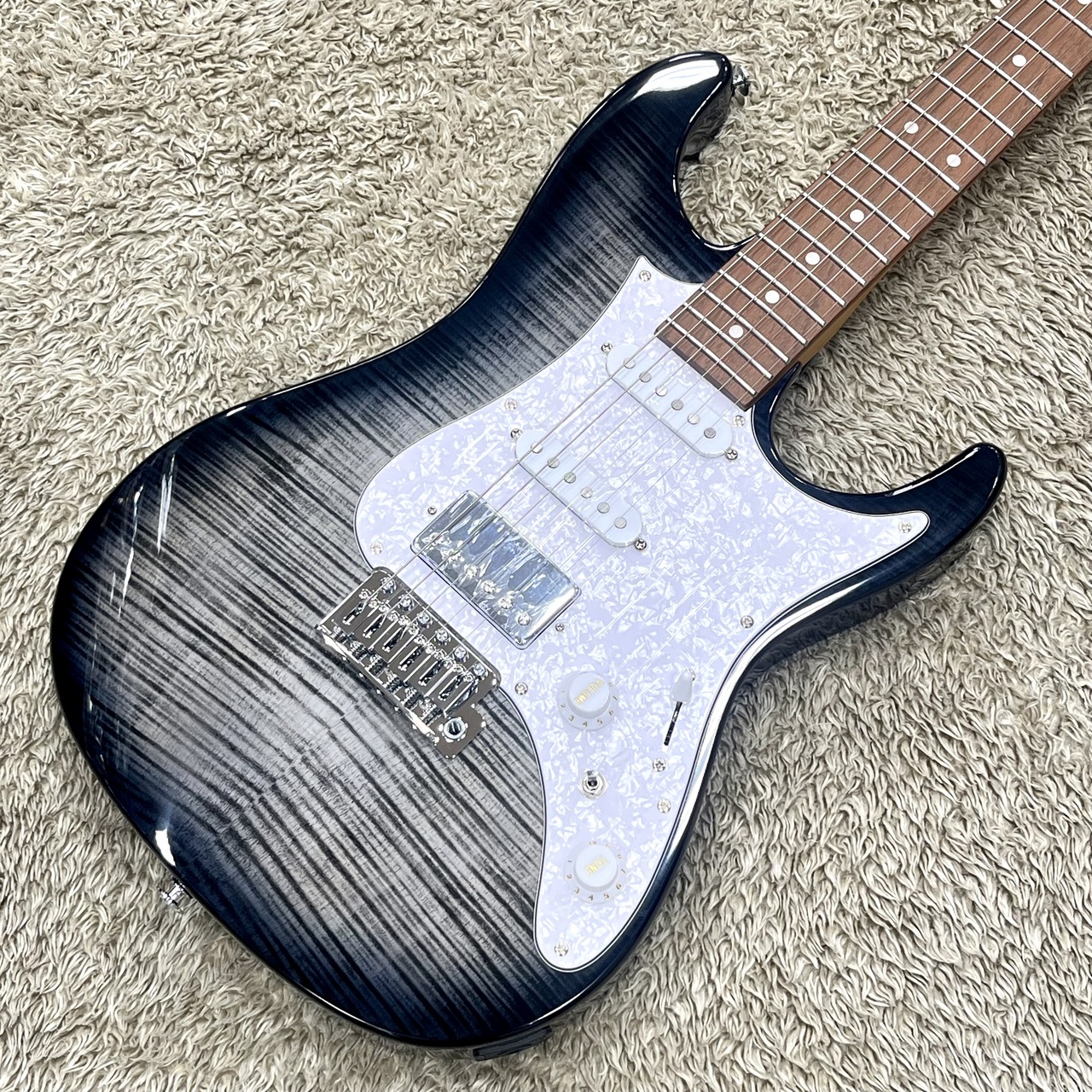 新品同様・短期出品 : Ibanez AZ22S1F-TKS Ibanez AZ22S1F-TKS – United States