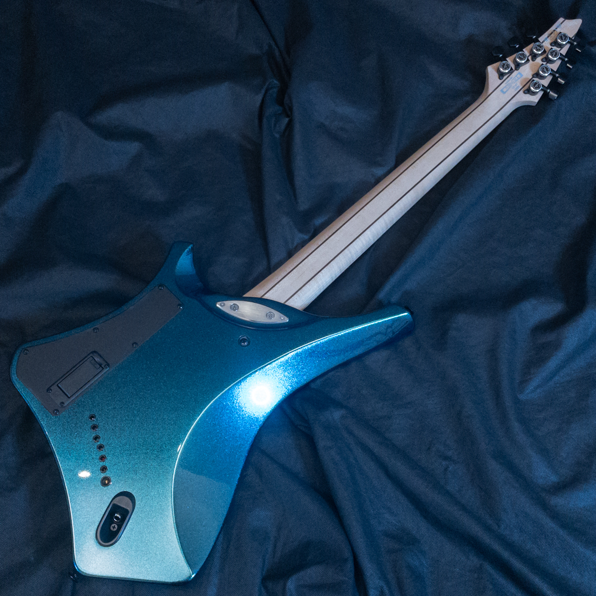 Ibanez A527 NSH (Nebula Shift)（新品）【楽器検索デジマート】