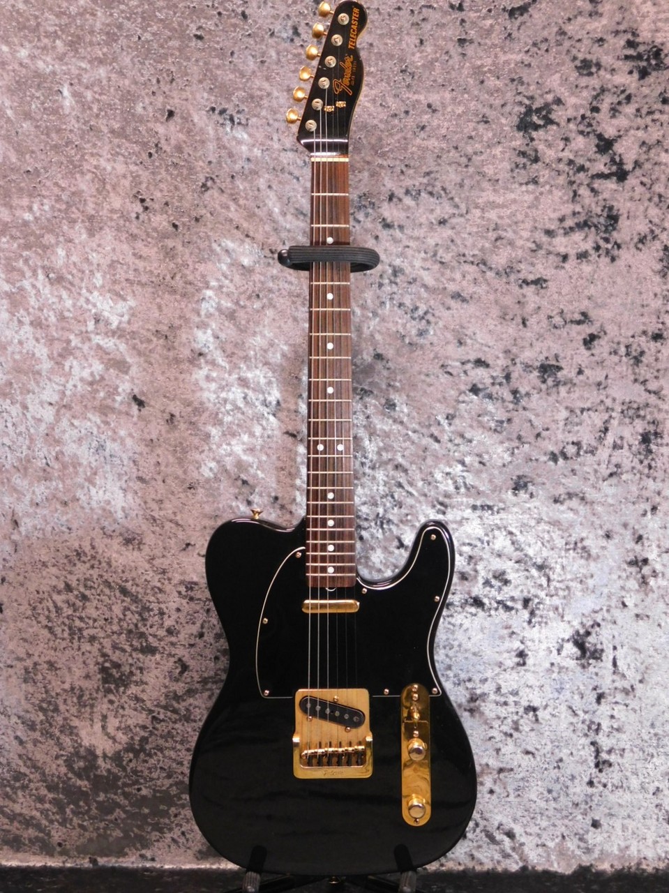 Fender Collectors Edition Black & Gold Telecaster '82（ビンテージ 