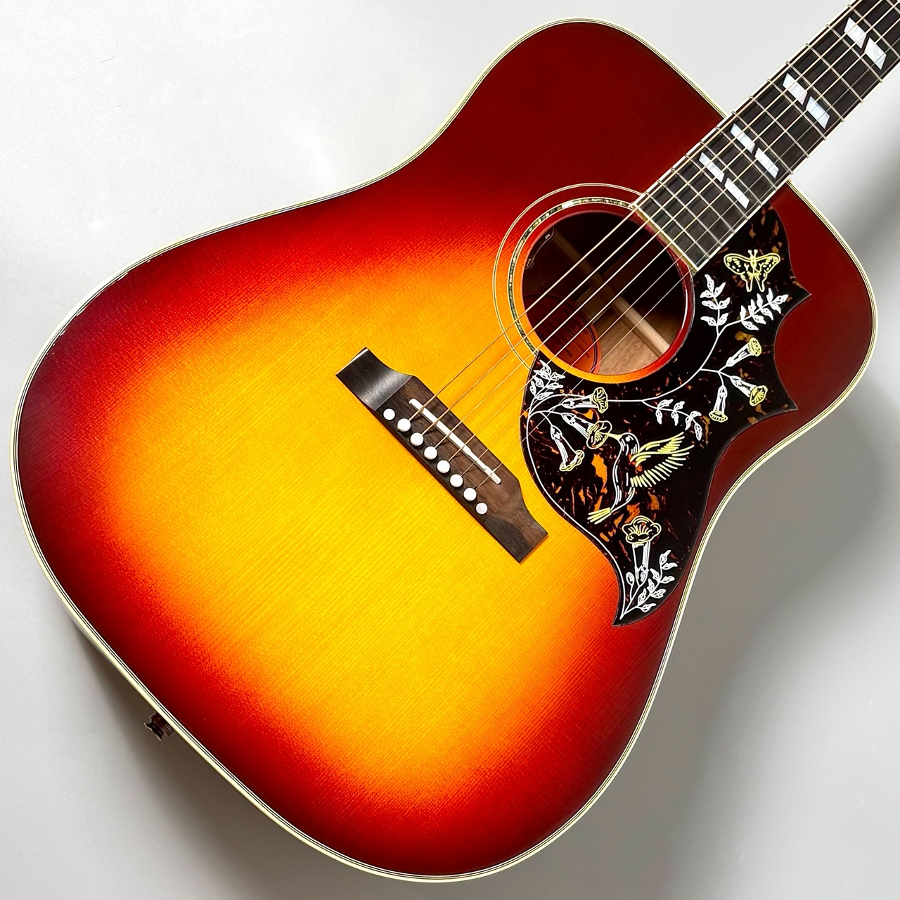 Gibson 【ハンドピックアップ品】Hummingbird Koa Tropical Burst