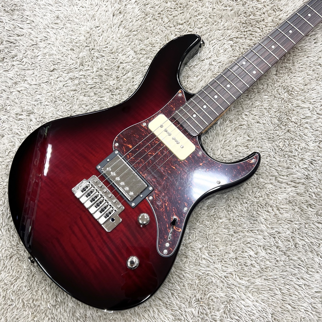 YAMAHA PACIFICA 611 VFM DRB (Dark Red Burst) 【トレモロアーム搭載 