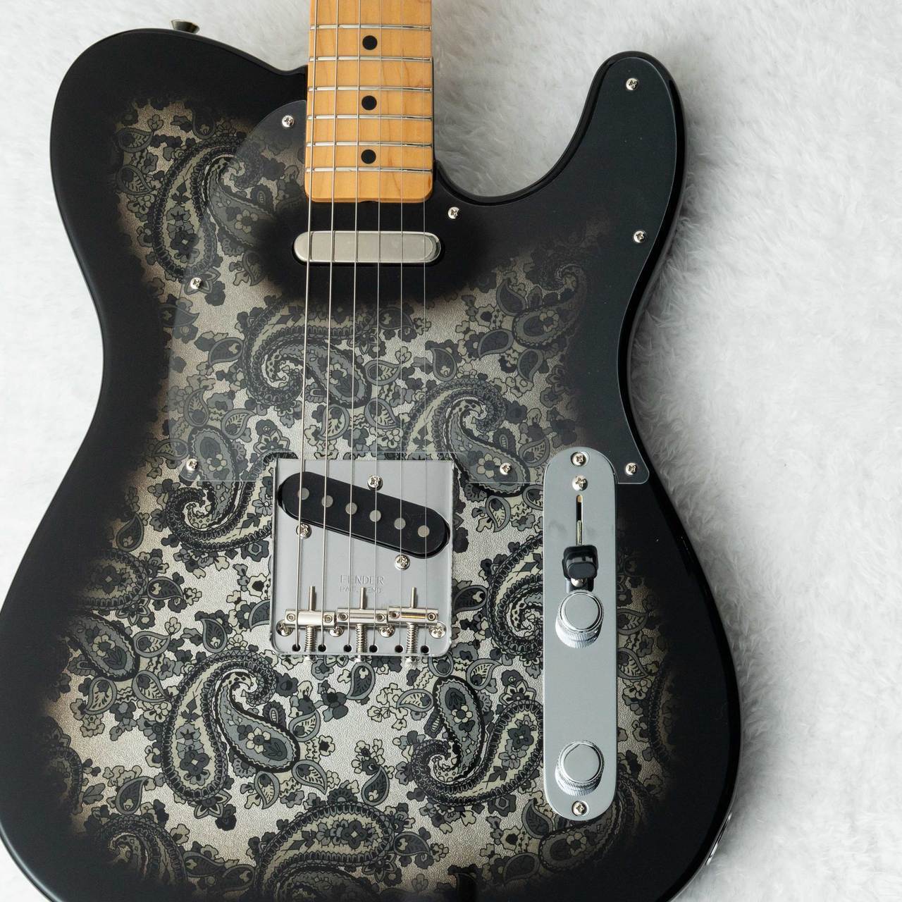 FenderPlayerStratocaster 美品 Fender Made in Japan Limited Telecaster Black Paisley【2025年限定