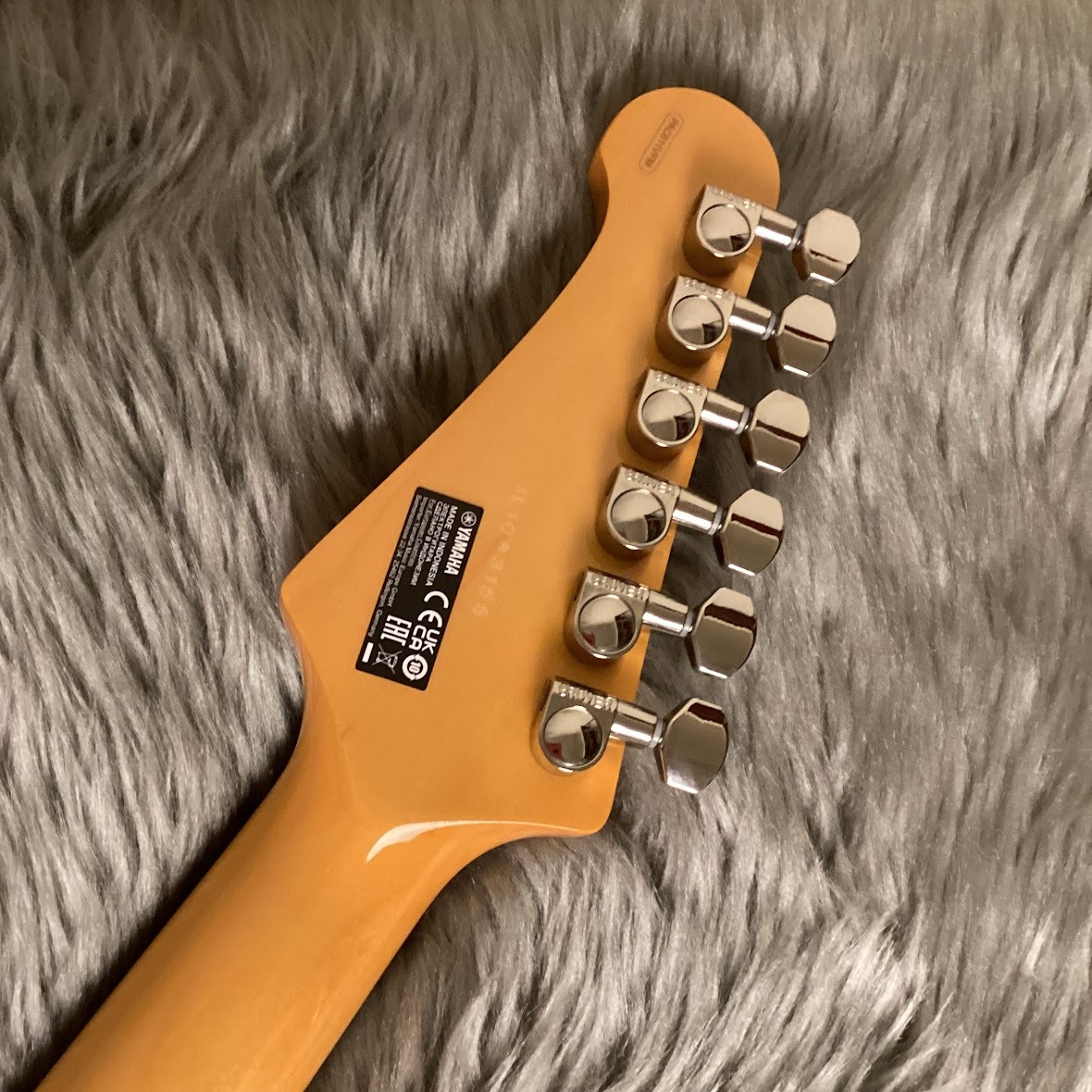 YAMAHA PACIFICA611VFM TBL トランスルーセントブラック