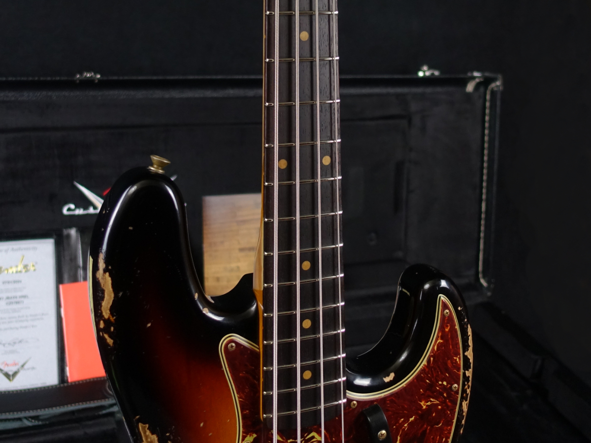ベース J Fender Custom Shop 1961 Jazz Bass Heavy Relic Super Faded
