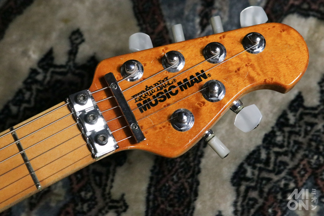 MUSIC MAN AXIS EX Translucent Gold G Serial（中古）【楽器検索
