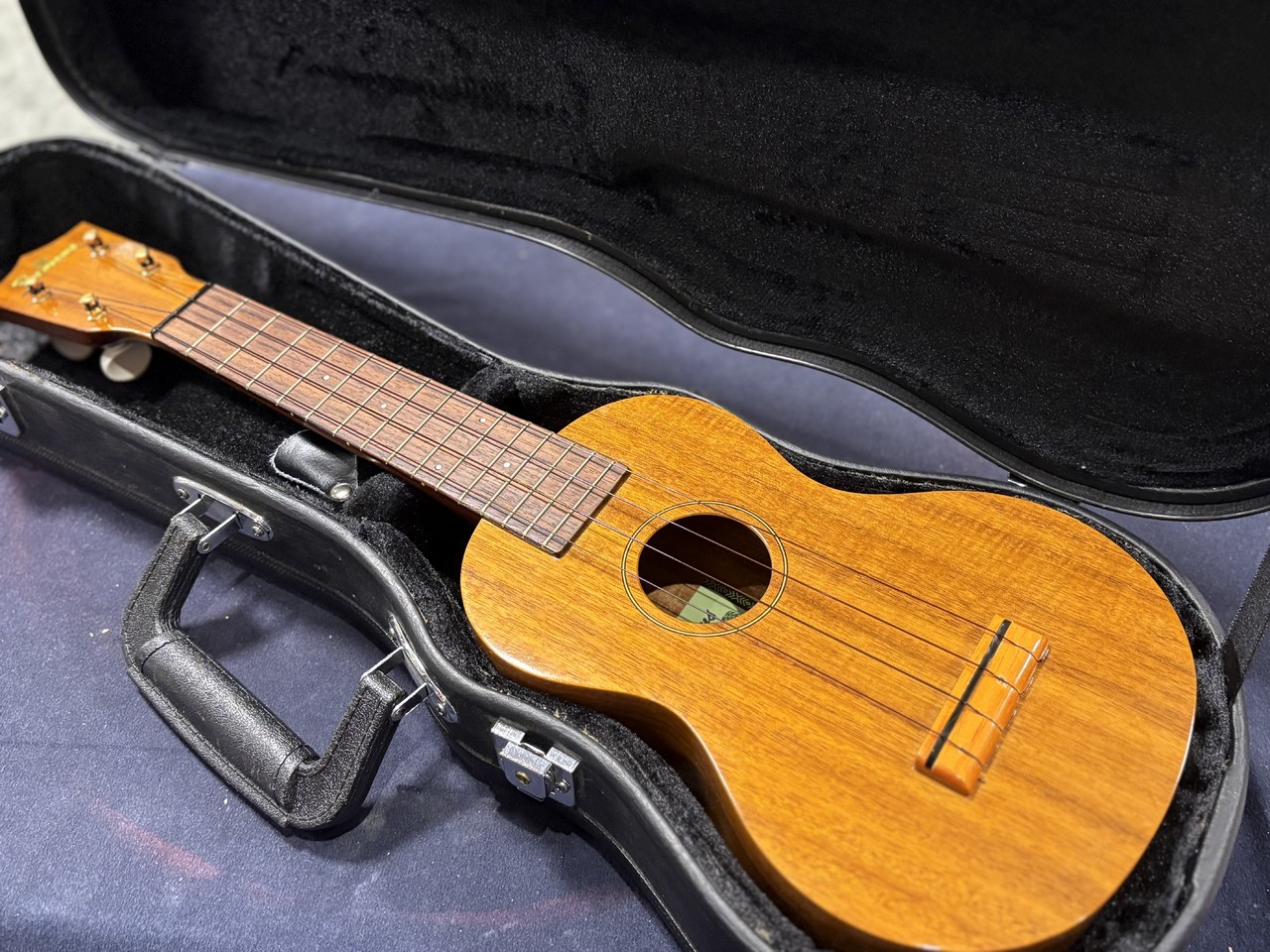 ギター used Famous ukulele FS-5 ギター used Famous ukulele FS-5 Amazon.co.jp: Famous ウクレレ FS5