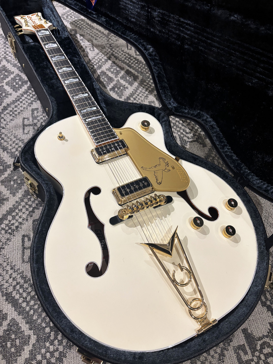Gretsch G6136-55 VS White Falcon（中古）【楽器検索デジマート】