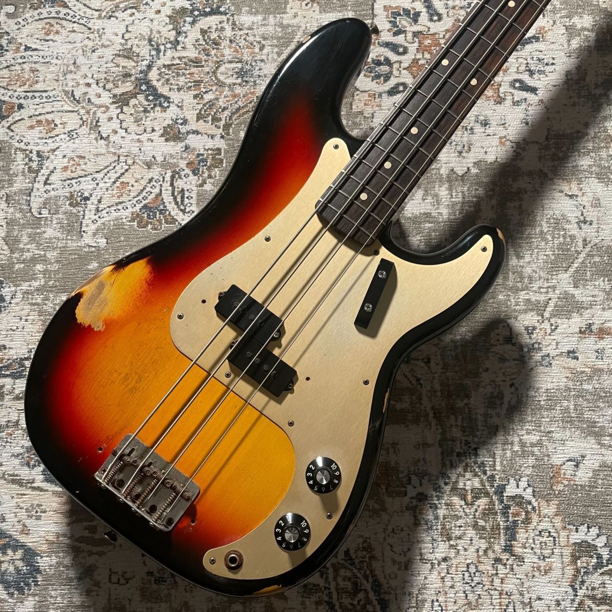 Fender Custom Shop 1959 Precision Bass Relic /SN:R68800/3.91kg /2012年製【ユーズド品 】（中古/送料無料）【楽器検索デジマート】