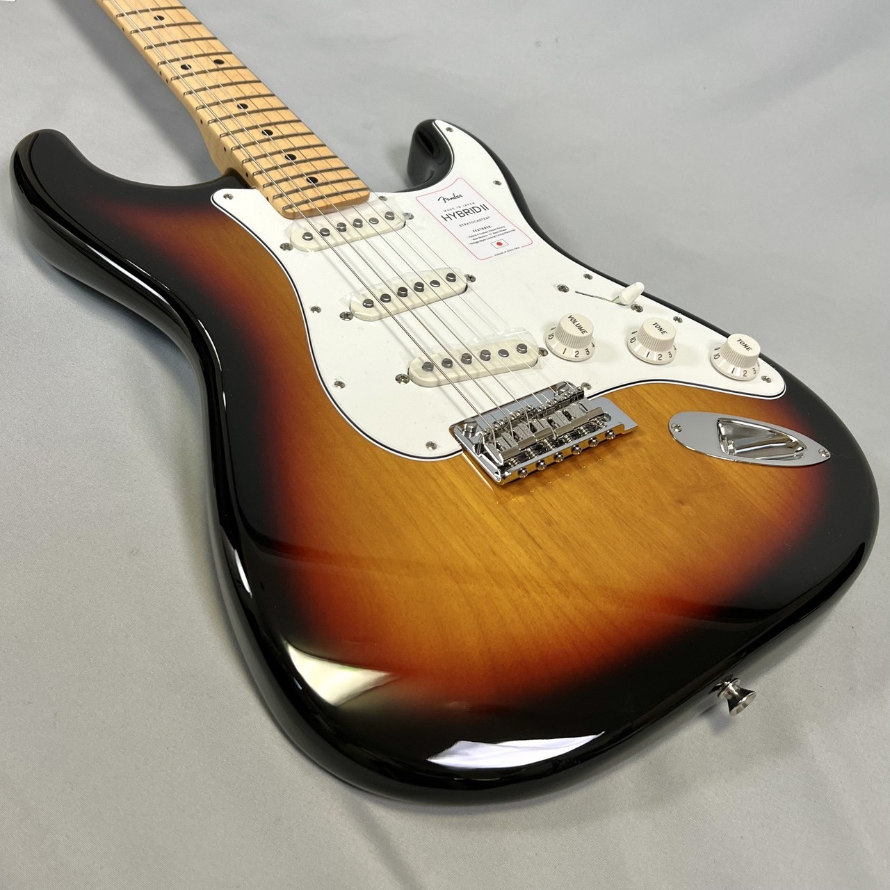 【訳あり特価本日23:59まで！】Fender Japan Hybrid II Fender Made in Japan Hybrid II Stratocaster®, Maple Fingerboard, 3