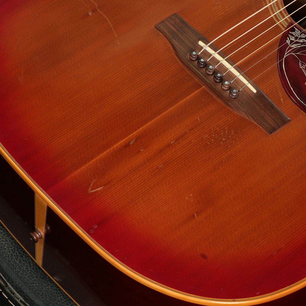 Gibson Hummingbird Custom Cherry Sunburst [1978年製