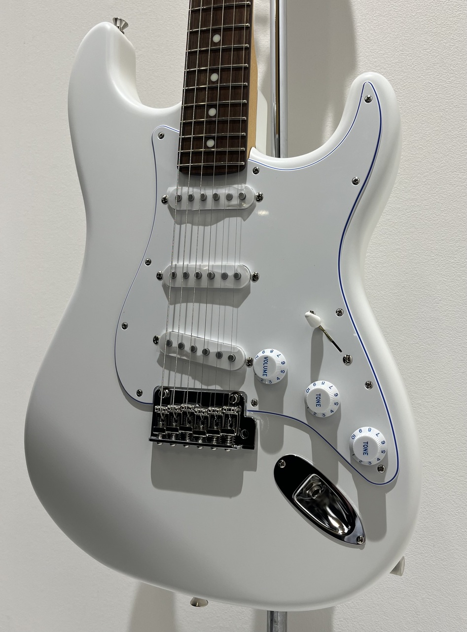 ホワイトソリッドボディエレキギター Set with fender case Fender Made in Japan Limited Hybrid II Stratocaster, Blanc
