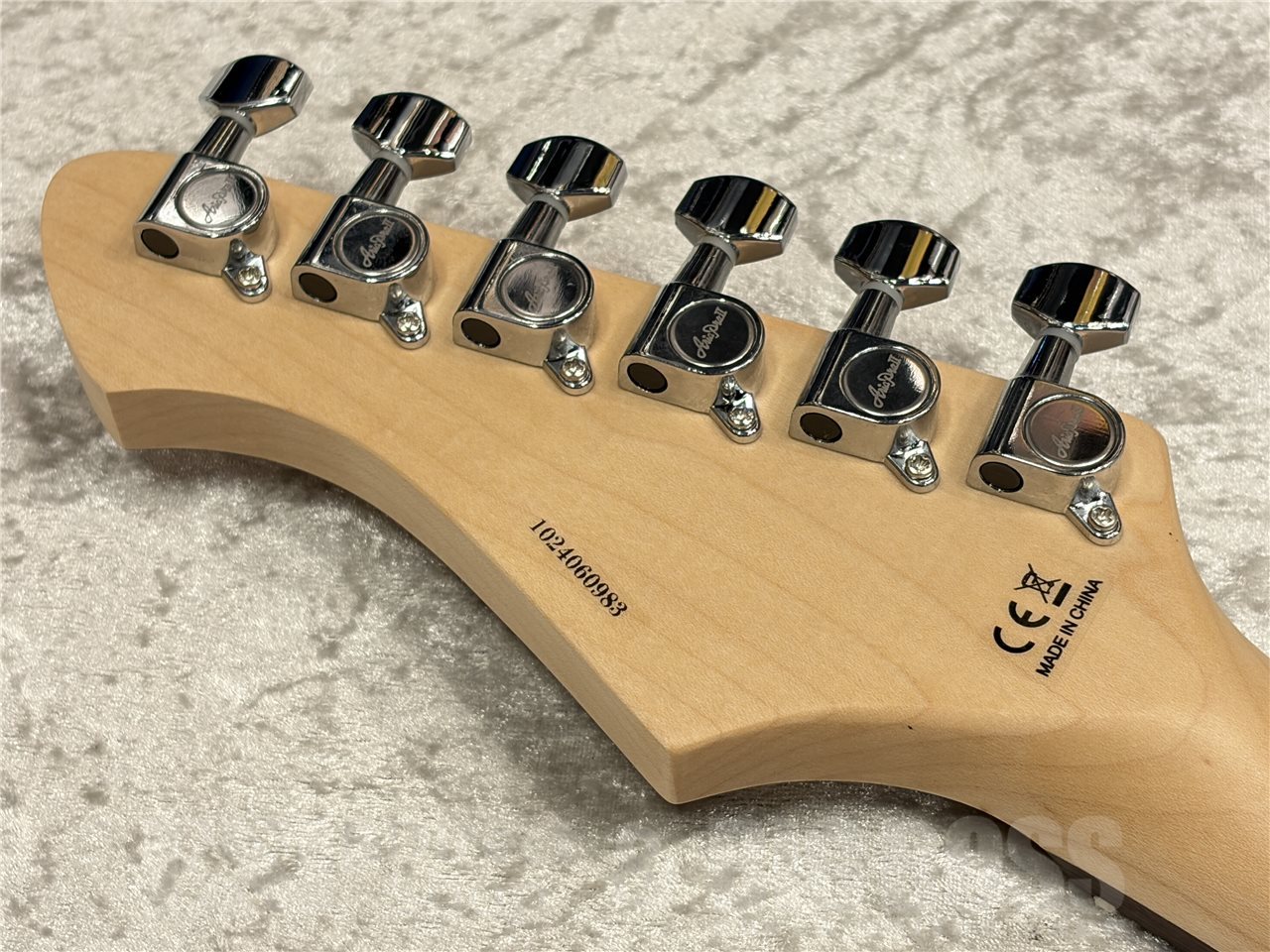 Aria Pro II 615-AE200【Yellow Gold】（新品/送料無料）【楽器検索