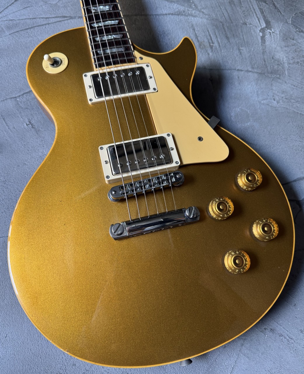 レスポールラスト最終値下げ Gibson 大幅値下げ!1980 Les Paul Deluxe Gold-top conversion（中古