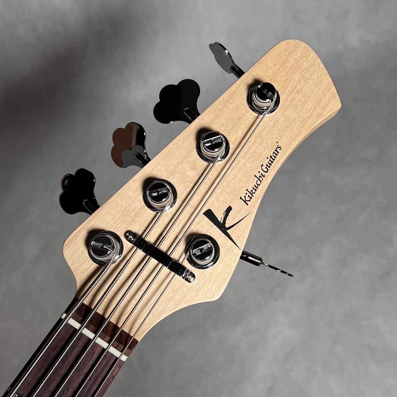【未使用品】 Kikuchi Guitars ベース用セミハードケース 未使用品】 Kikuchi Guitars ベース用セミハードケース 中古