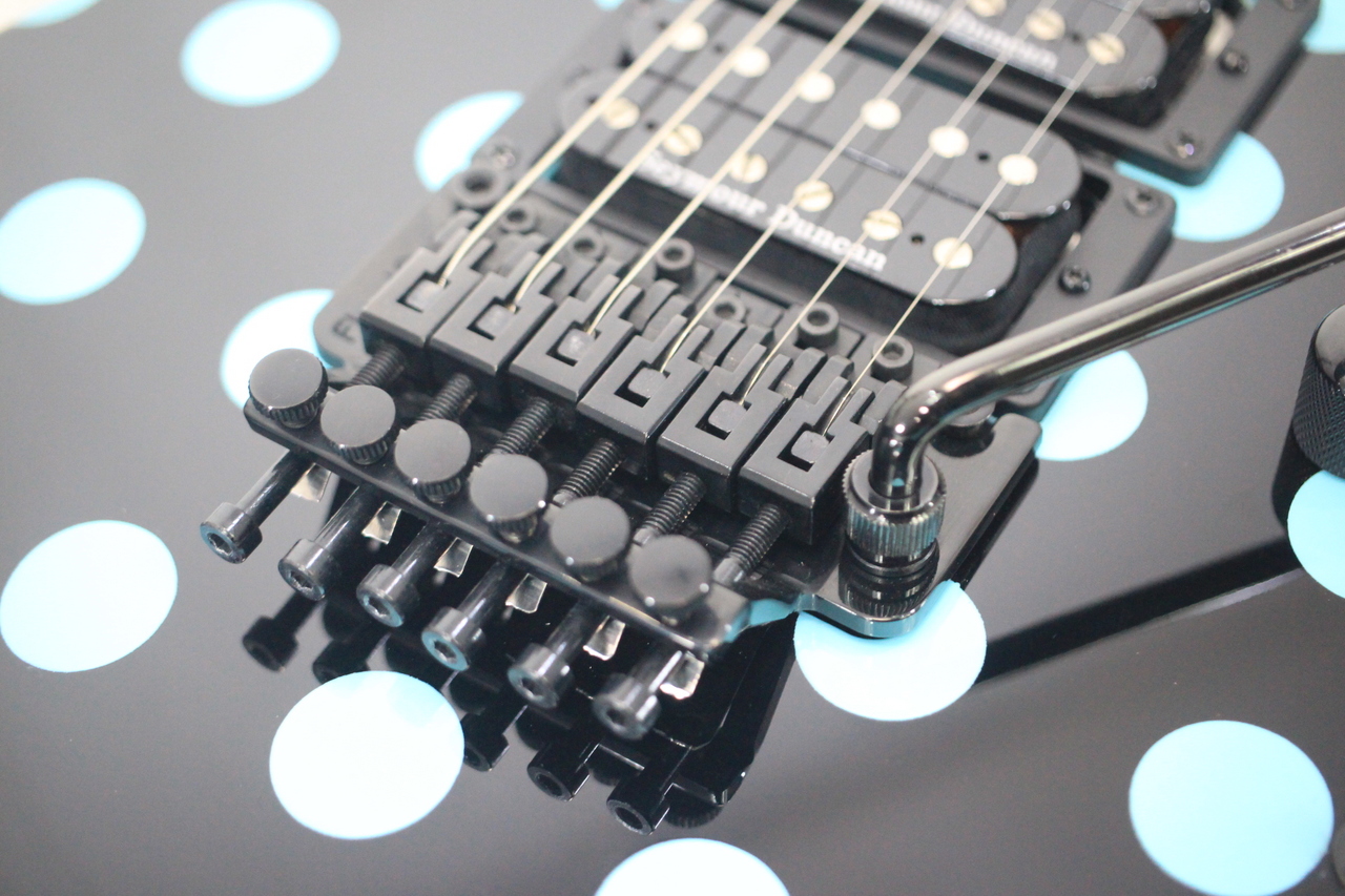 KRAMER NIGHTSWAN（中古）【楽器検索デジマート】