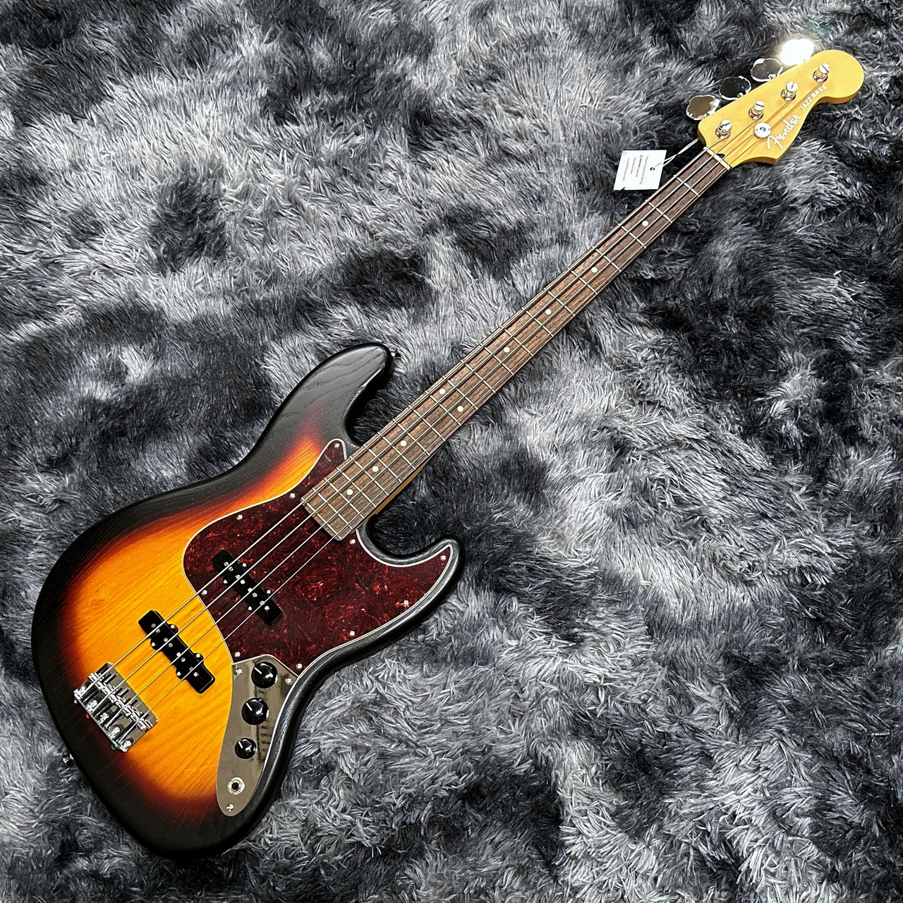 ブラウン エレキベース 日本製 Ibanez（アイバニーズ）のエレキベースの新製品9機種が発売！