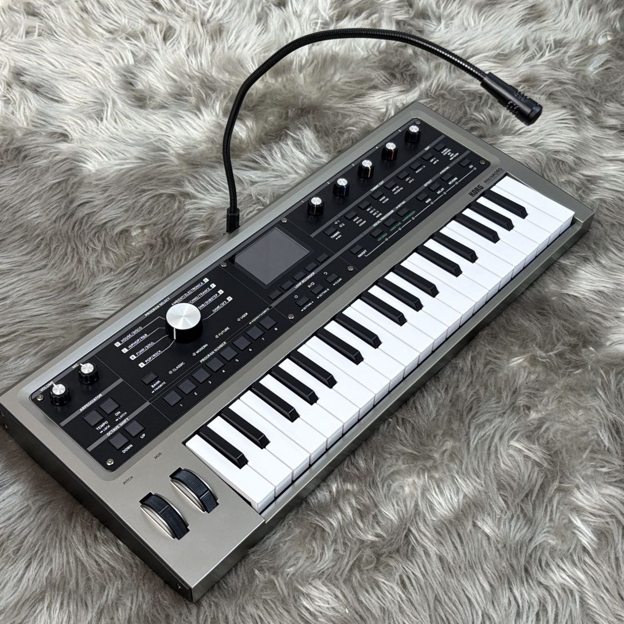KORG microKORG bk 鍵盤色反転　アナログシンセサイザー 37鍵 KORG microKORG2 37鍵盤 マイクロコルグ2 シンセサイザー（新品/送料