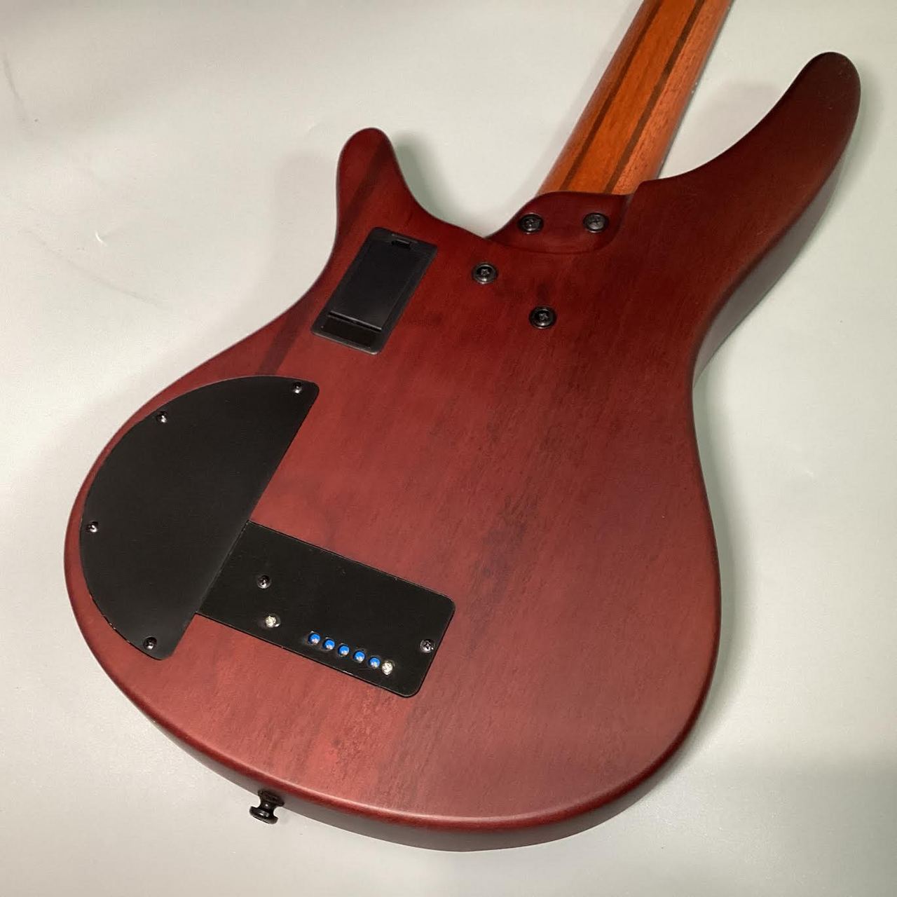 アイバニーズ SRH505F NNF フレットレス 5弦ベース Ibanez SRH505F NNF ベース 5弦 セミホロウボディ フレットレス