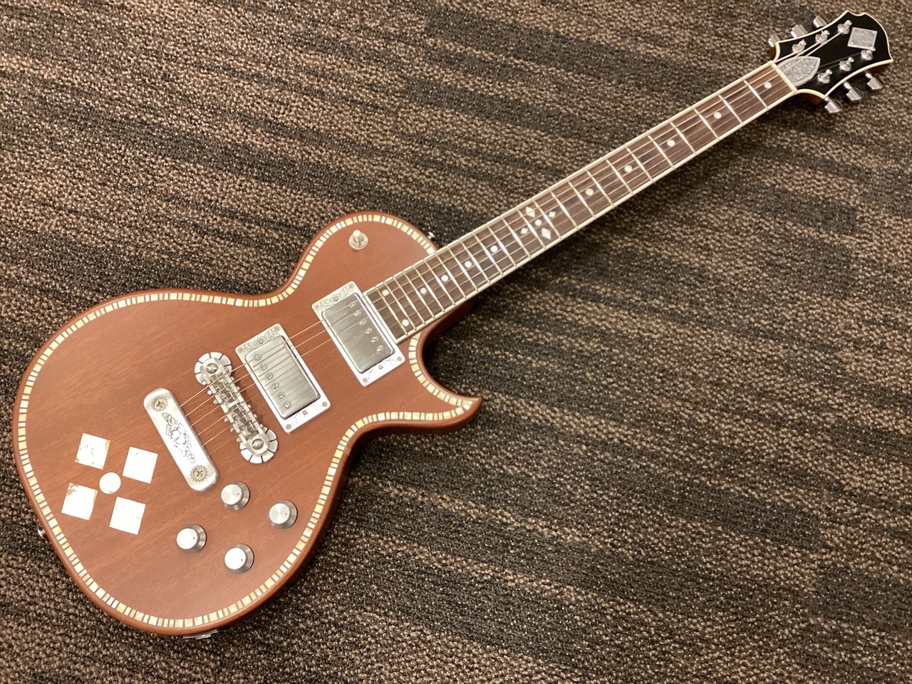 Zemaitis A24SU NATURAL PEARL DIAMOND（中古）【楽器検索