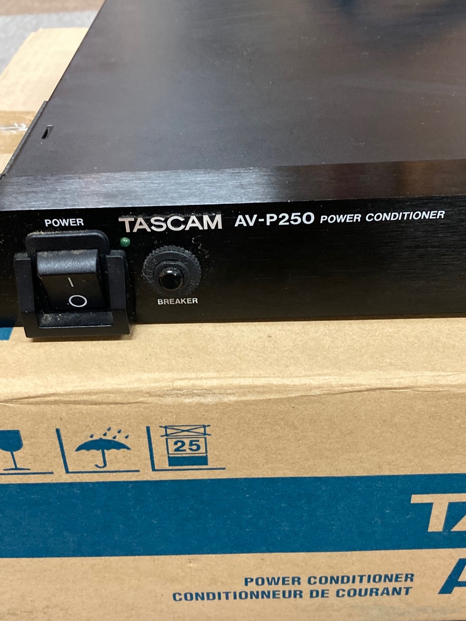 Tascam AV-P250（中古）【楽器検索デジマート】