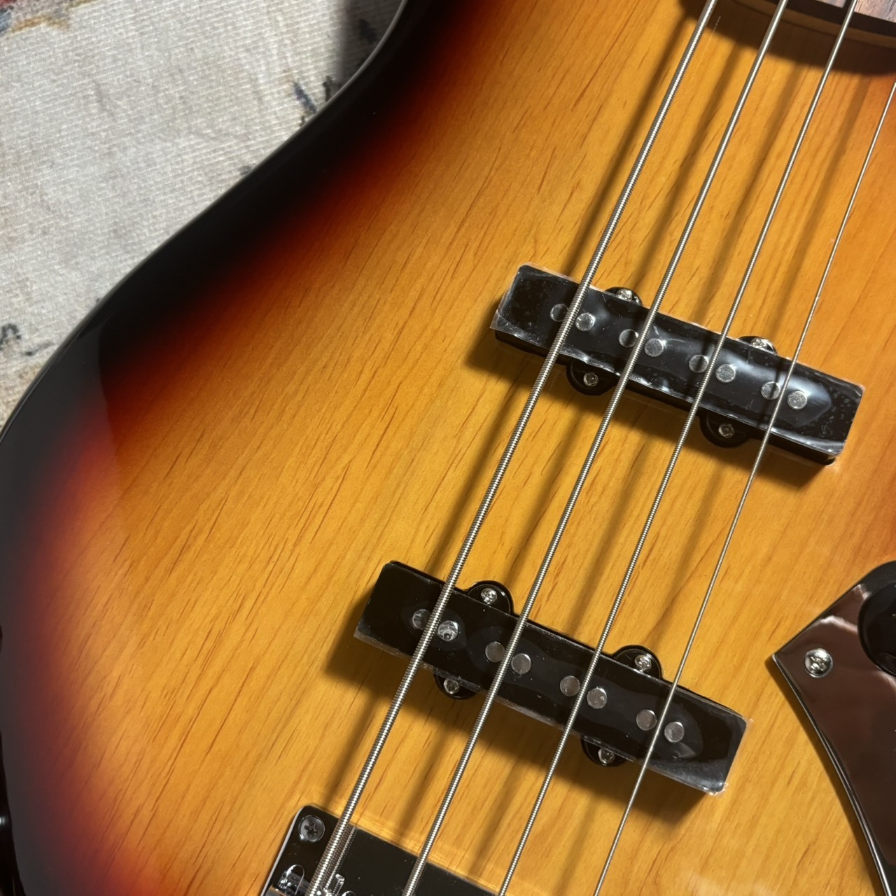 フレットレスベース　ジャズベースタイプ　新品弦に交換メンテナンス済み フレットレスベース ジャズベースタイプ 新品弦に交換メンテナンス済み