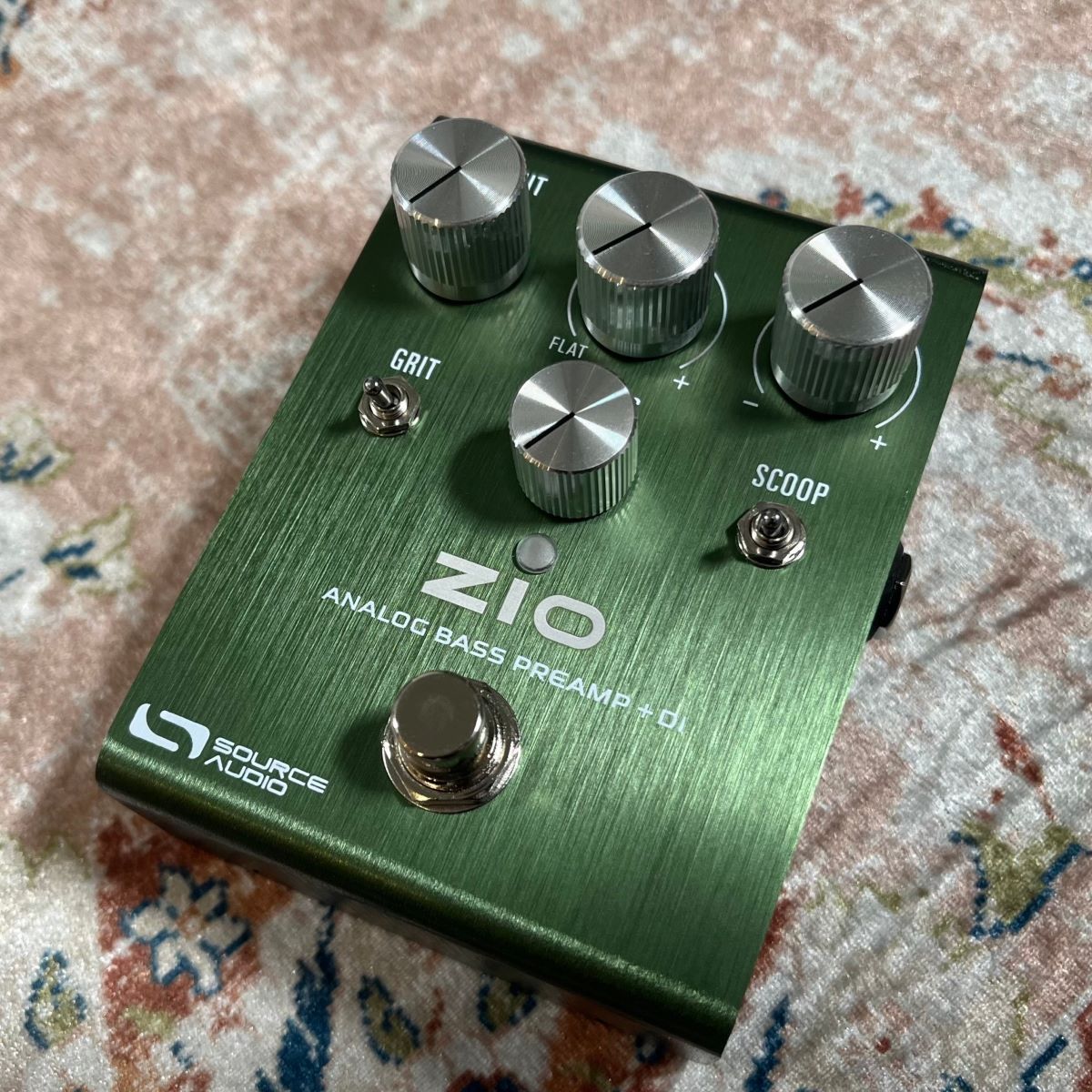 【傷あり特価】SOURCE AUDIO (ソースオーディオ) Bass ZIO Source Audio ZIO Analog Bass Preamp/DI Pedal | Sweetwater