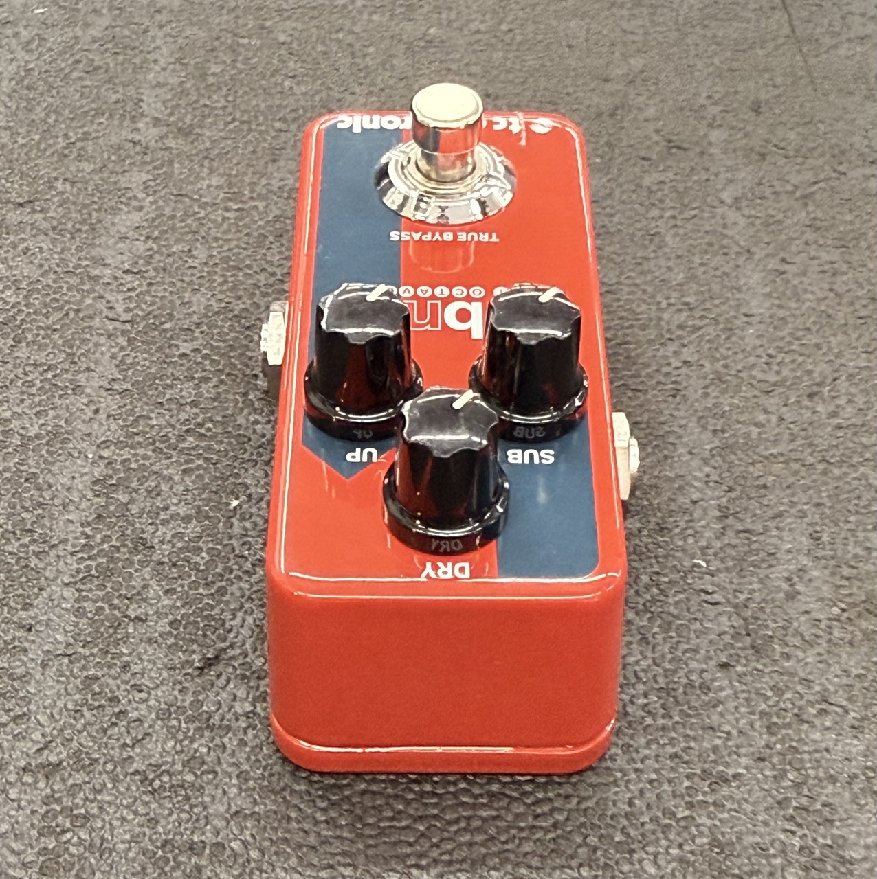tc electronic “Sub'n'up”mini (ほぼ新品/元箱あり) TC Electronic SUB 'N' UP MINI OCTAVER - 株式会社エレクトリ