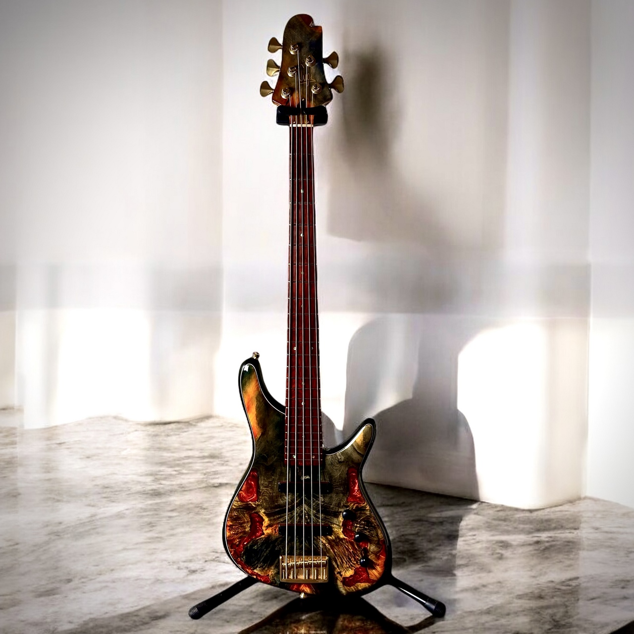 Sugi Custom Night Breeze Magma Buckeye Burl 5 Strrings Model