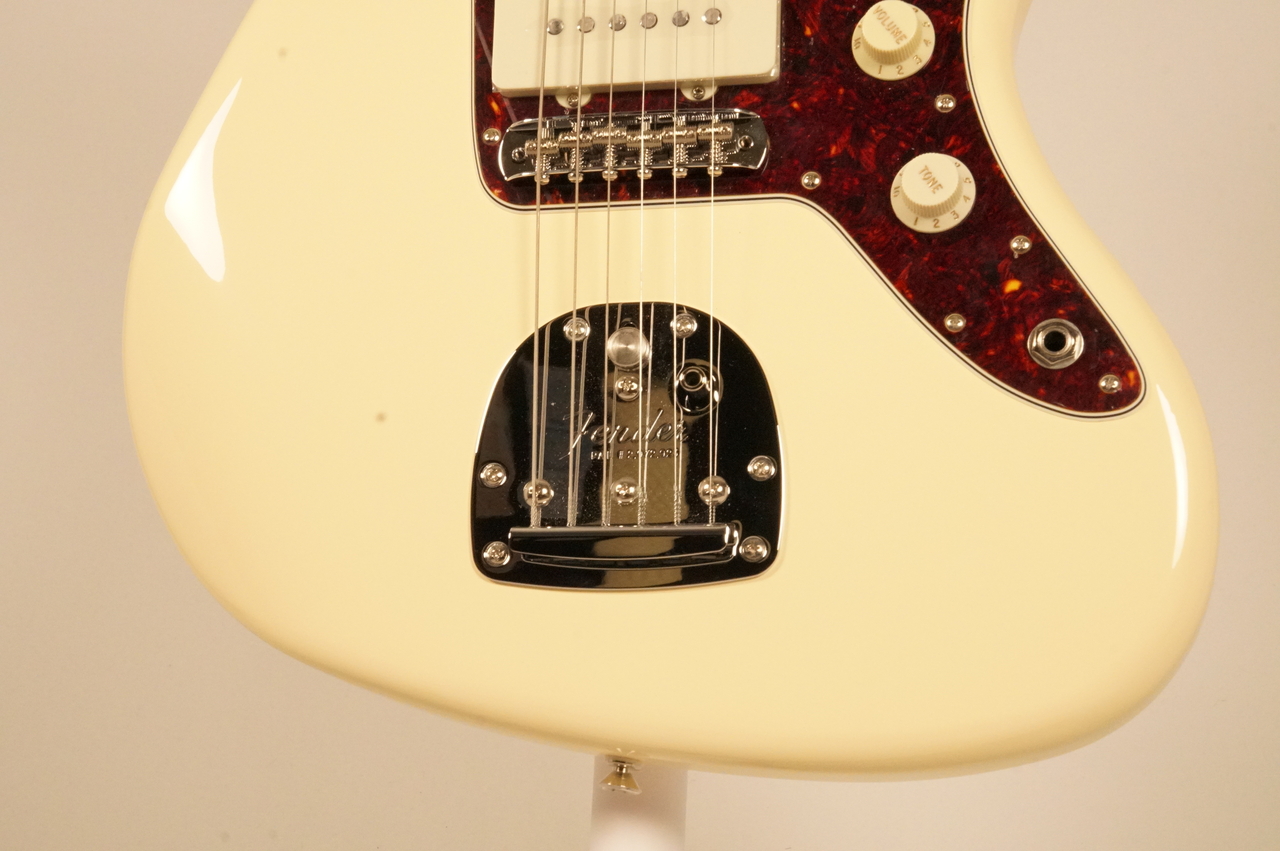Fender Vintera III Mid 60s Jazzmaster -Olympic White-【3.58kg
