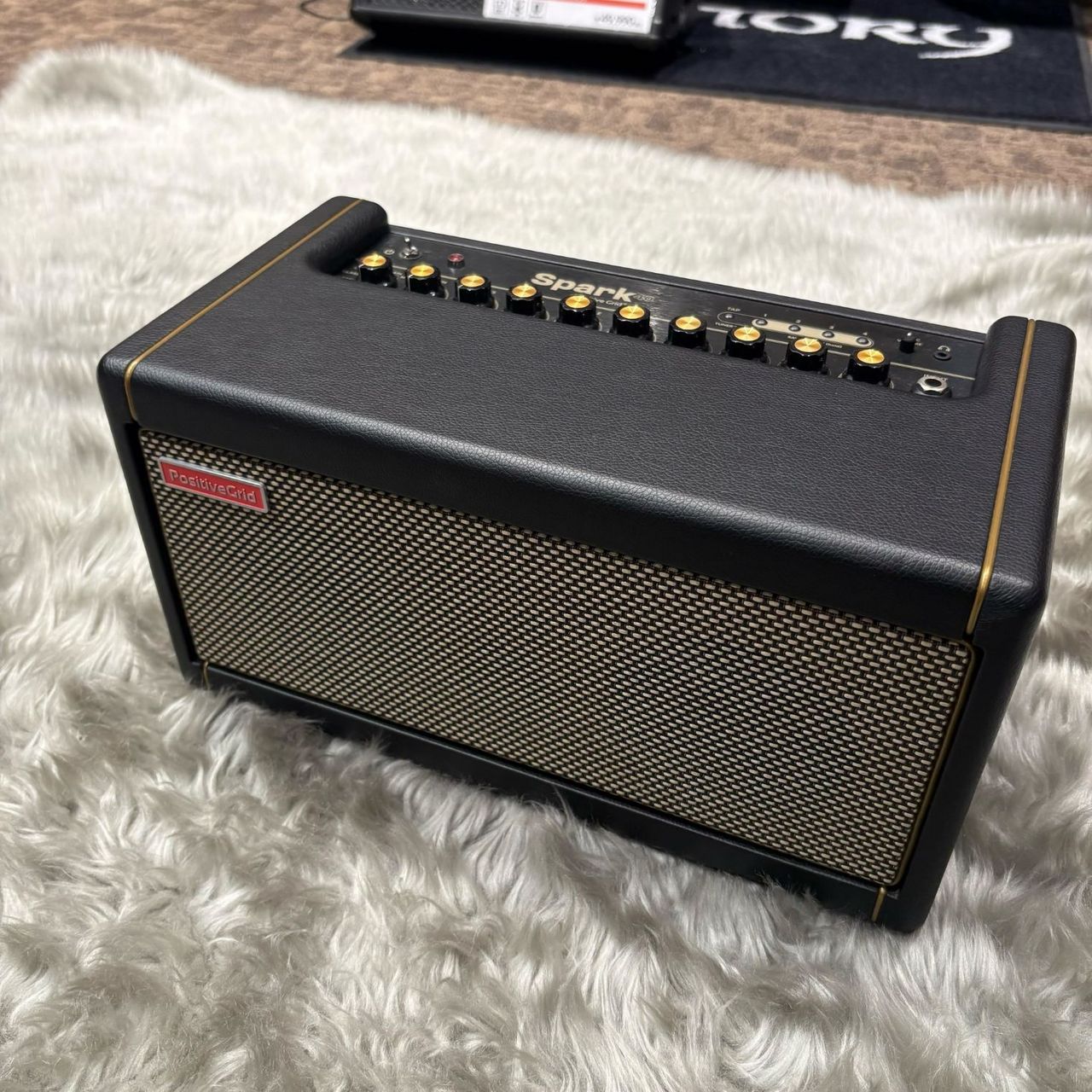 hideking☆【新品未開封】Positive Grid ギターアンプ Positive Grid Spark（中古/送料無料）【楽器検索デジマート】