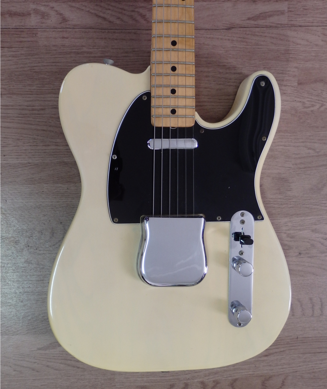 Fender Telecaster 1976（ビンテージ）【楽器検索デジマート】