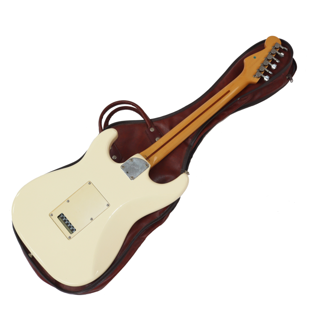 フェンダージャパン　STM55 FENDER JAPAN　Ｅシリアルモデル Fender Japan PJ-36 WH 税込販売価格 ￥59,800- 中古 フジゲン製