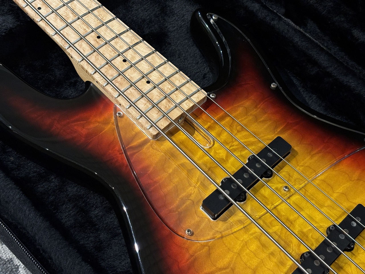 Fodera NYC Empire 5 Strings Quilted Maple（中古）【楽器検索