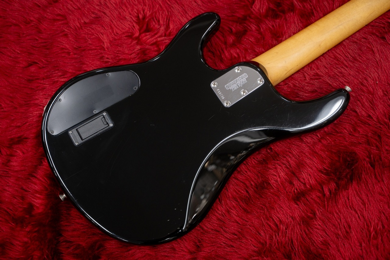 ERNIE BALL MUSIC MAN Sterling 4 HS Black #F10736 4.46kg【GIB横浜
