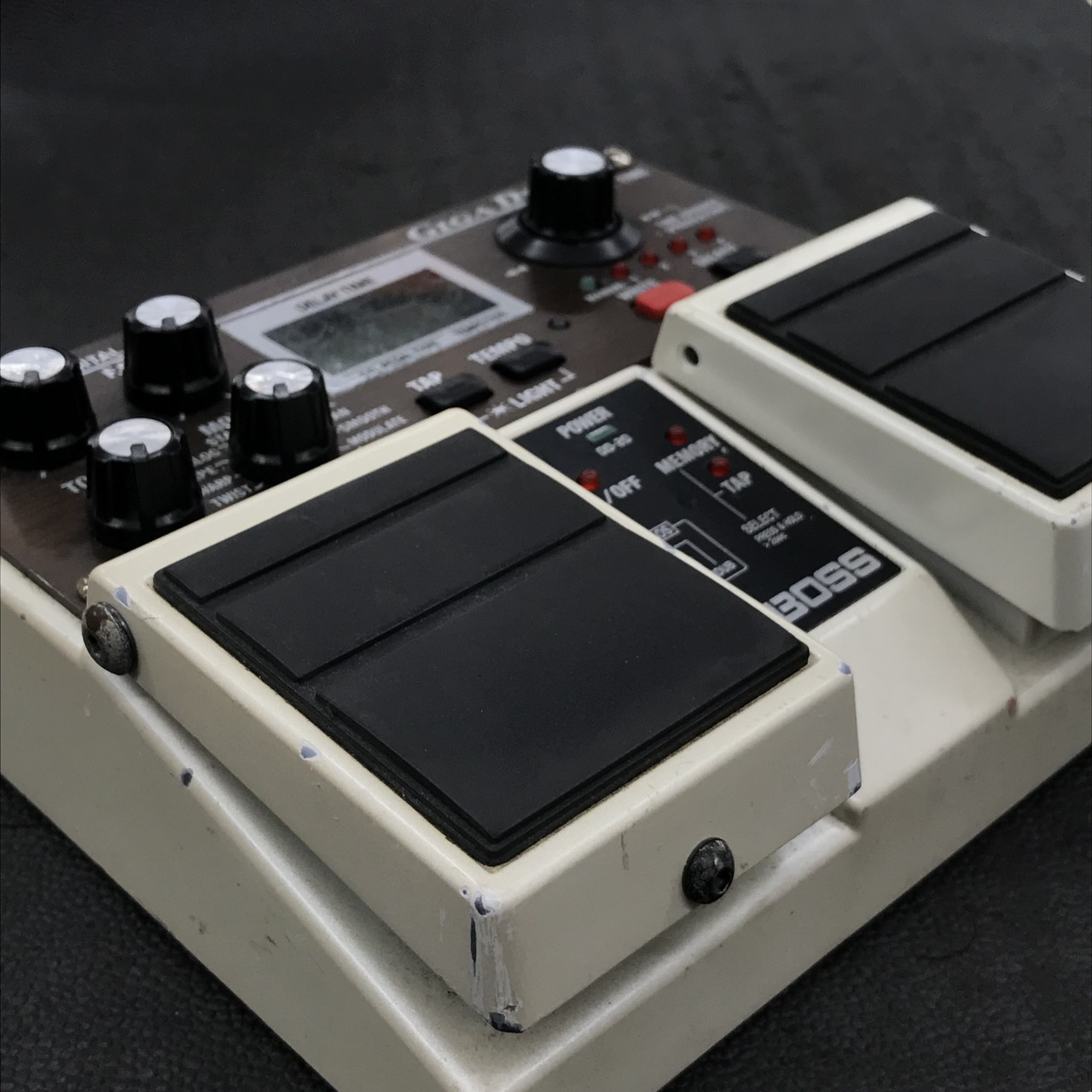 BOSS DD-20 Digital Delay 
