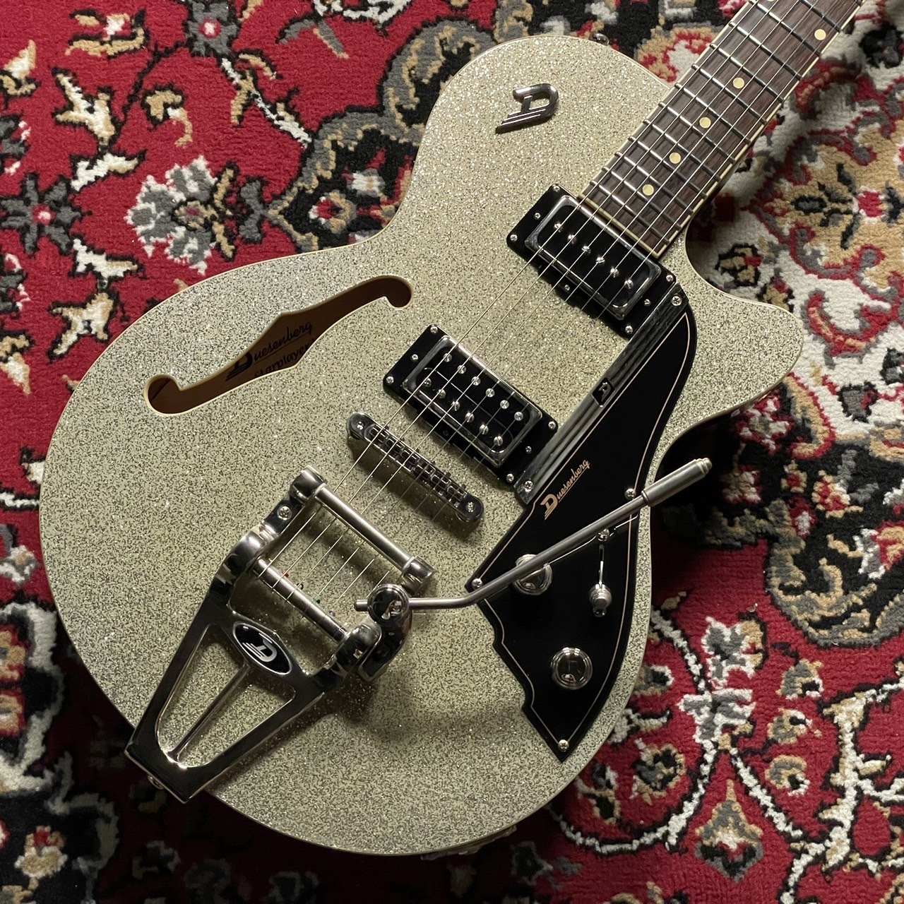 Duesenberg Starplayer V - エレキギター