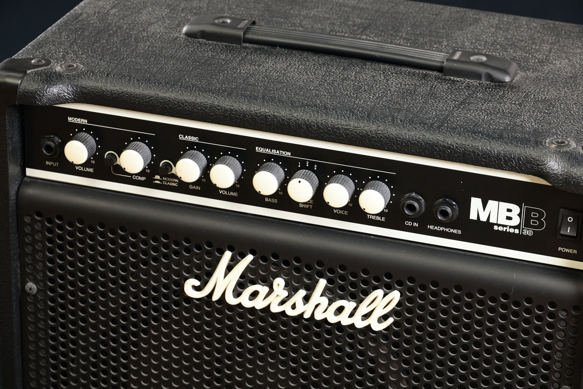 Marshall MB 30 ベース用アンプ Restock Marshall MB30 Bass Combo Amp | Guitar Center
