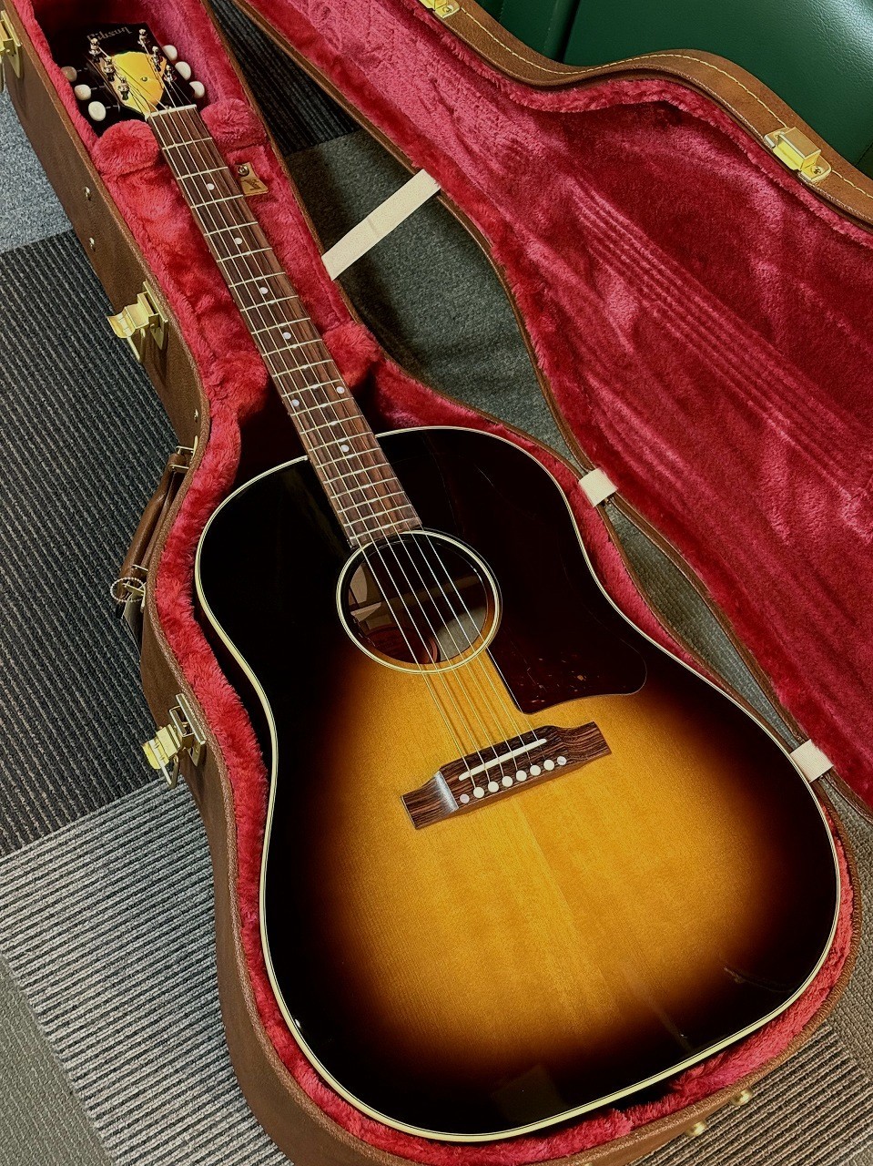 Gibson 【New】1950s J-45 Original ~Vintage Sunburst~ #22945132