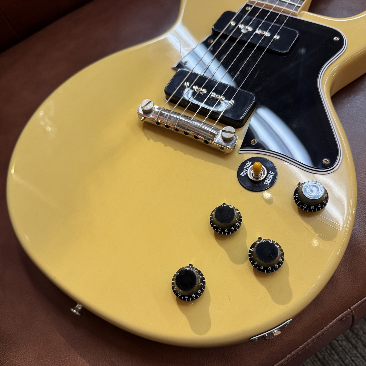 【お買得品】ビンテージヨーロピアンスプルース、トップ板2枚セット、ギター、DIY Gibson Custom Shop 【Gibson Expo出展品】【セカンド品】1960