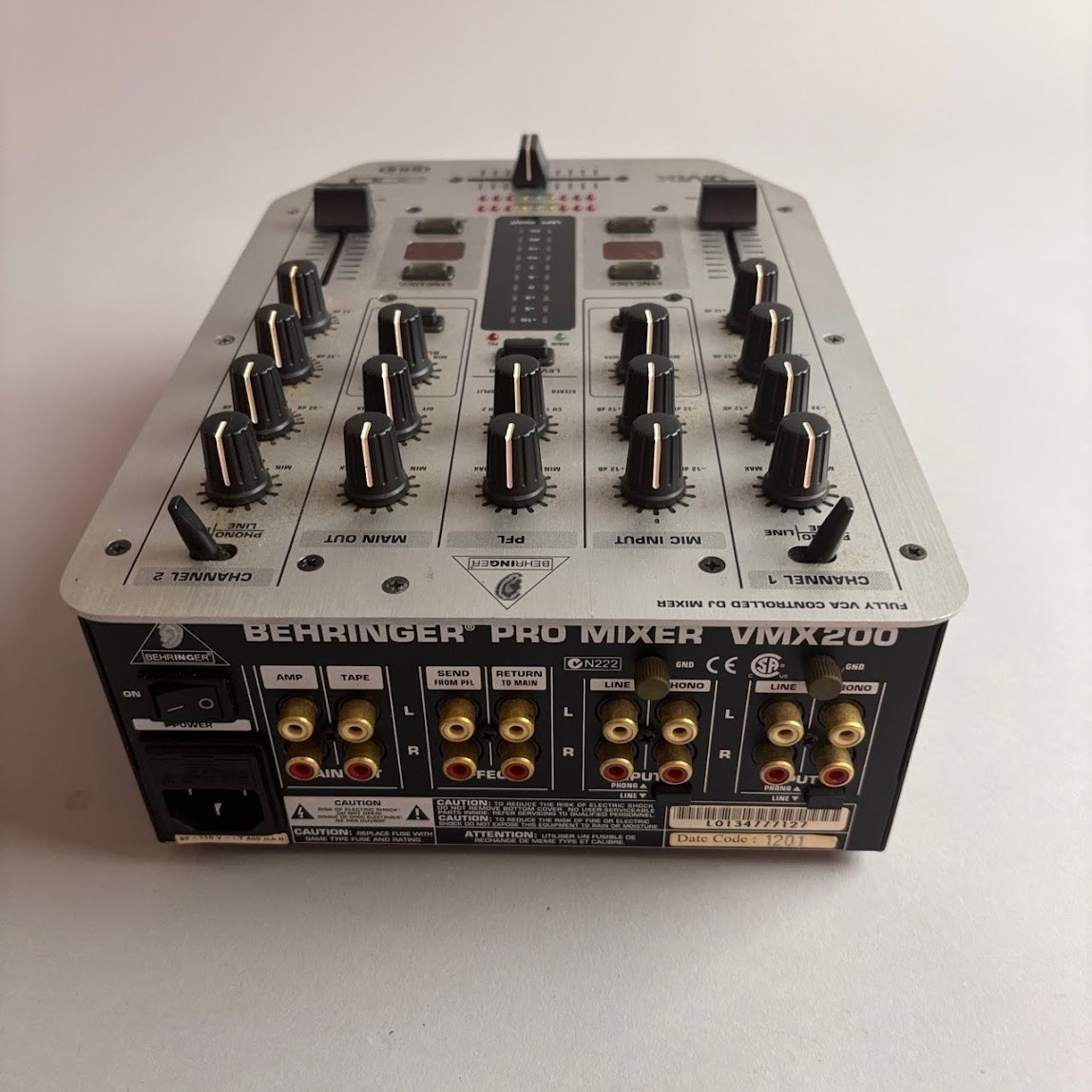 BEHRINGER VMX 200 DJミキサー Behringer | Product | VMX200