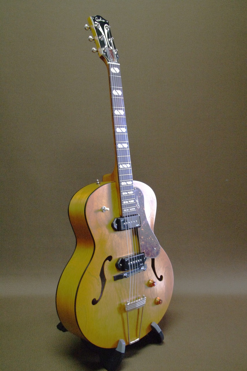 Godin 5th Avenue Jumdo P90 Harvest Gold（新品）【楽器検索