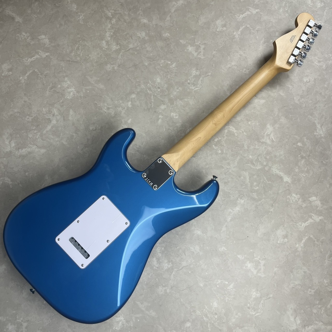 Fender Standard Stratocaster HSS Aqua Marine Metallic エレキギター
