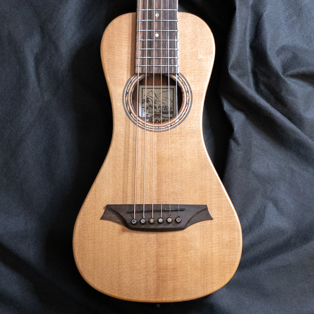 bromo BAR3E エレアコ トラベルギター Bromo BAR3E エレアコ トラベルギター〈ブロモ〉 : 楽器de元気