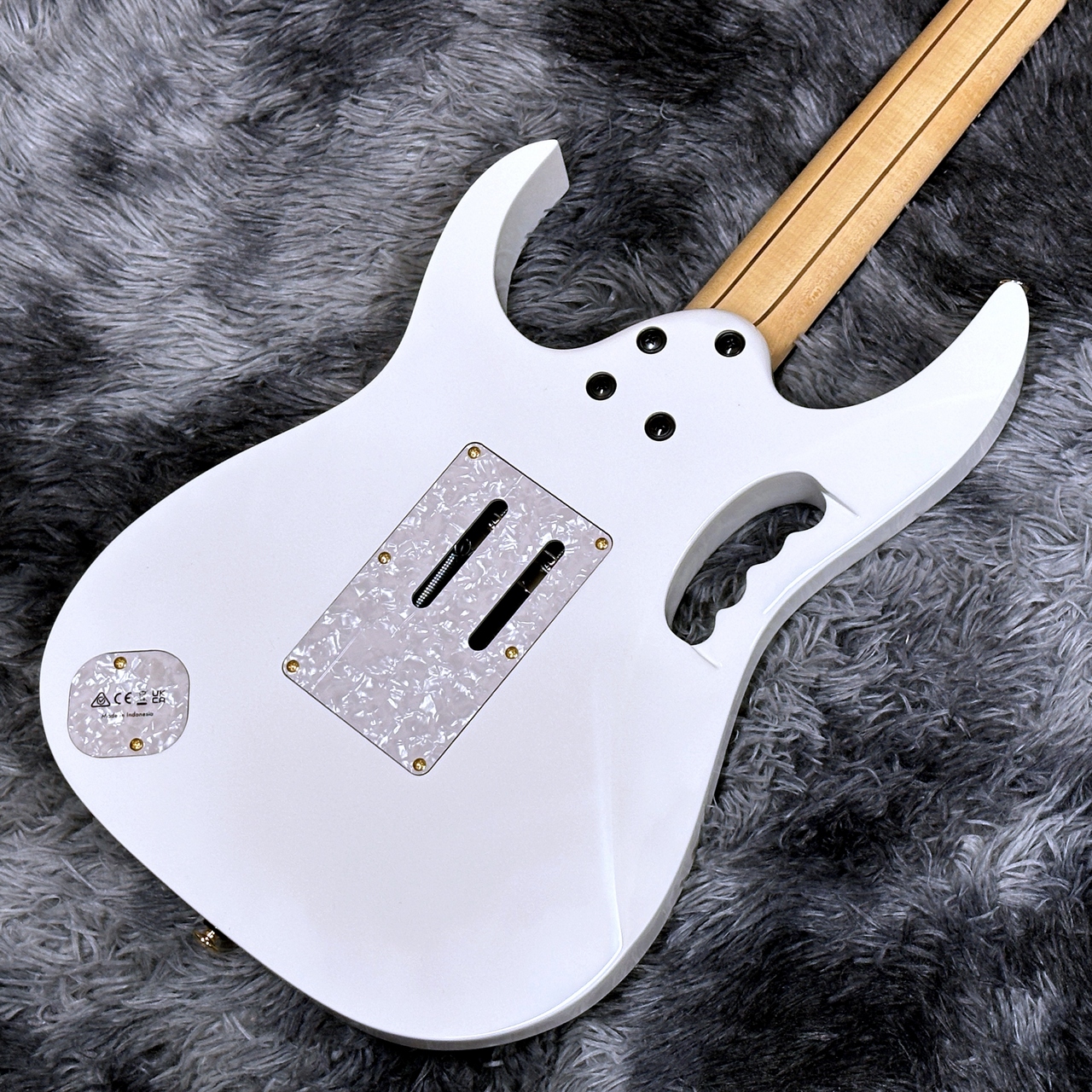 Ibanez JEM7V-WH スティーヴ・ヴァイ (EVOモディファイ) Ibanez JEM7V Sustainer Mod. White【Steve Vai Signature Model