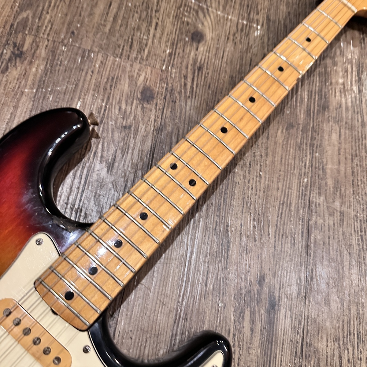 Fresher Straighter 1980年代 ストラトタイプ Fresher Straighter