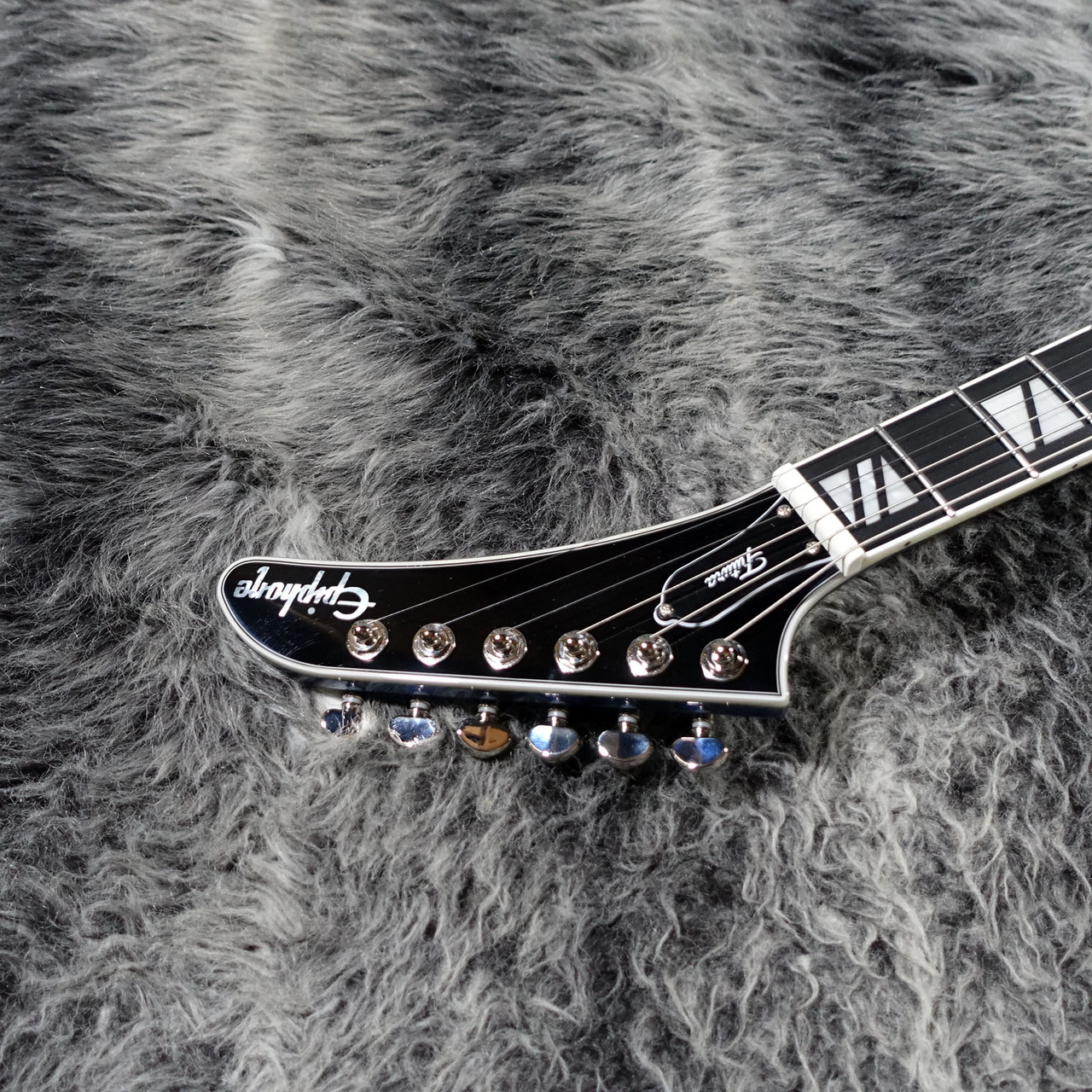 Epiphone Futura Explorer Custom Dragonfly Shift（新品/送料無料